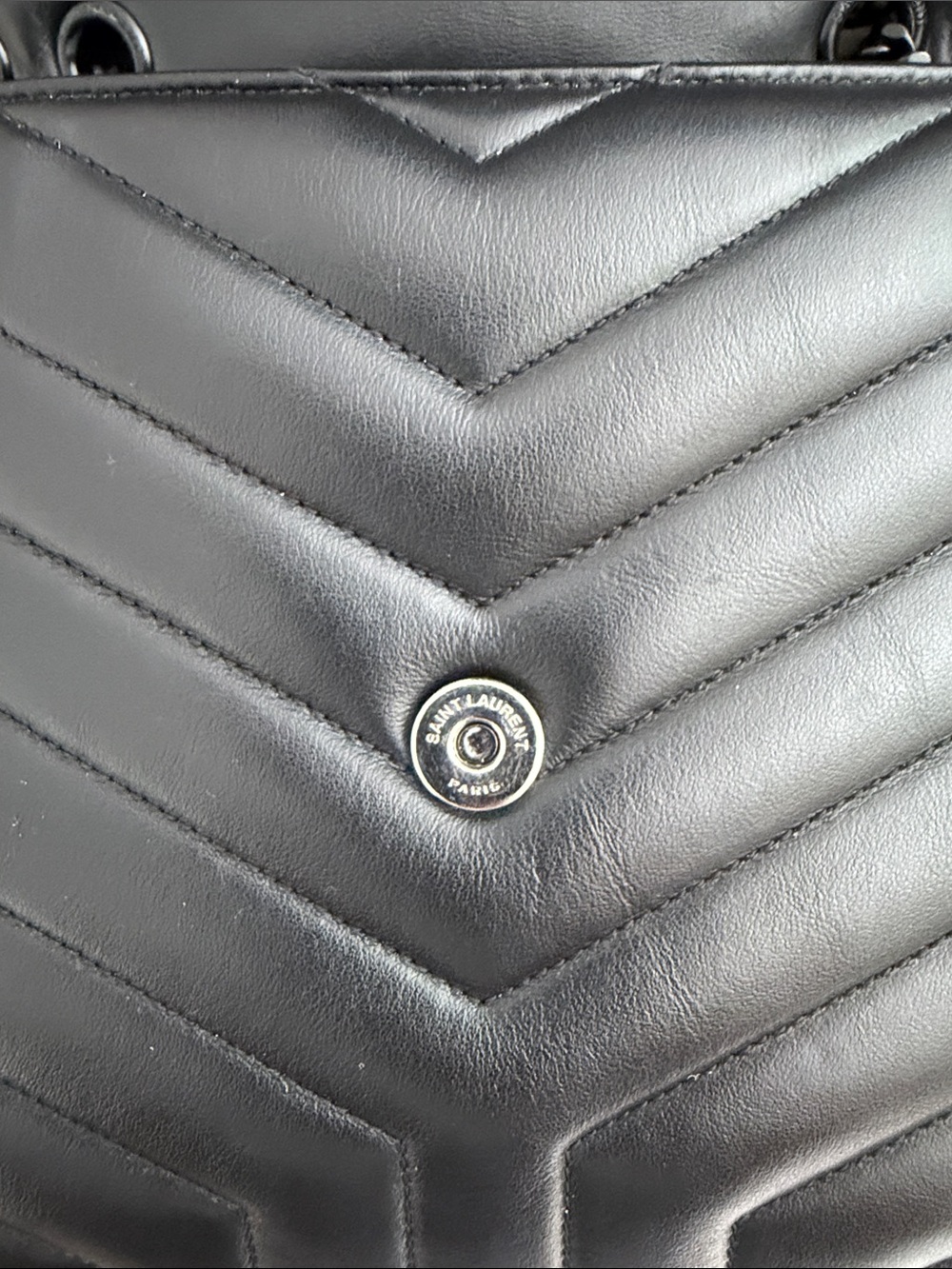 Saint Laurent Black Quilted Leather Shoulder Bag with Matte Logo - Picture 12 of 14